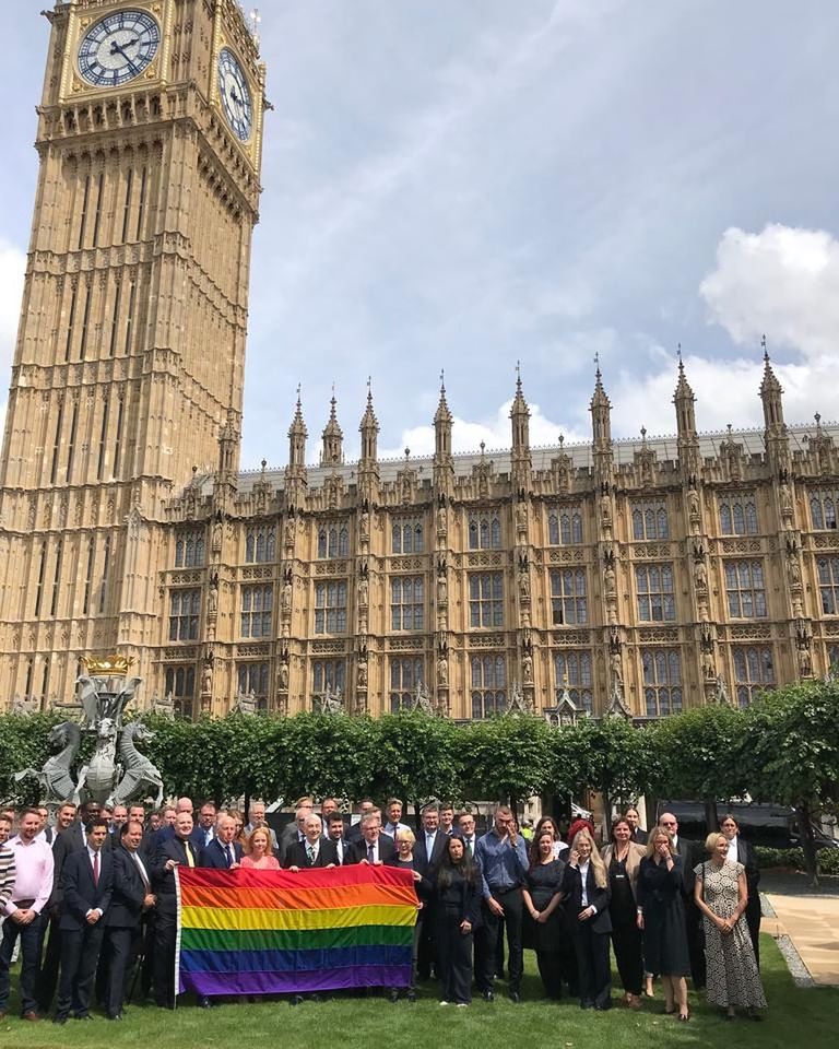 2022 06 29 London Queerflagge