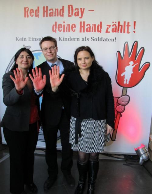 Ekin Deligöz, Dr. Tobias Lindner und Beate Walter-Rosenheimer. (V.l.n.r.)